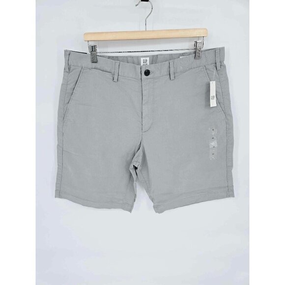 GAP Gray Men’s Flat Front Gray Shorts Size 36 - Picture 1 of 9
